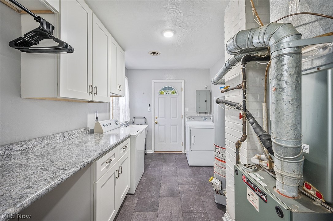 6045 Broadview Road Cleveland, OH 44134 - Photo 11 of 28