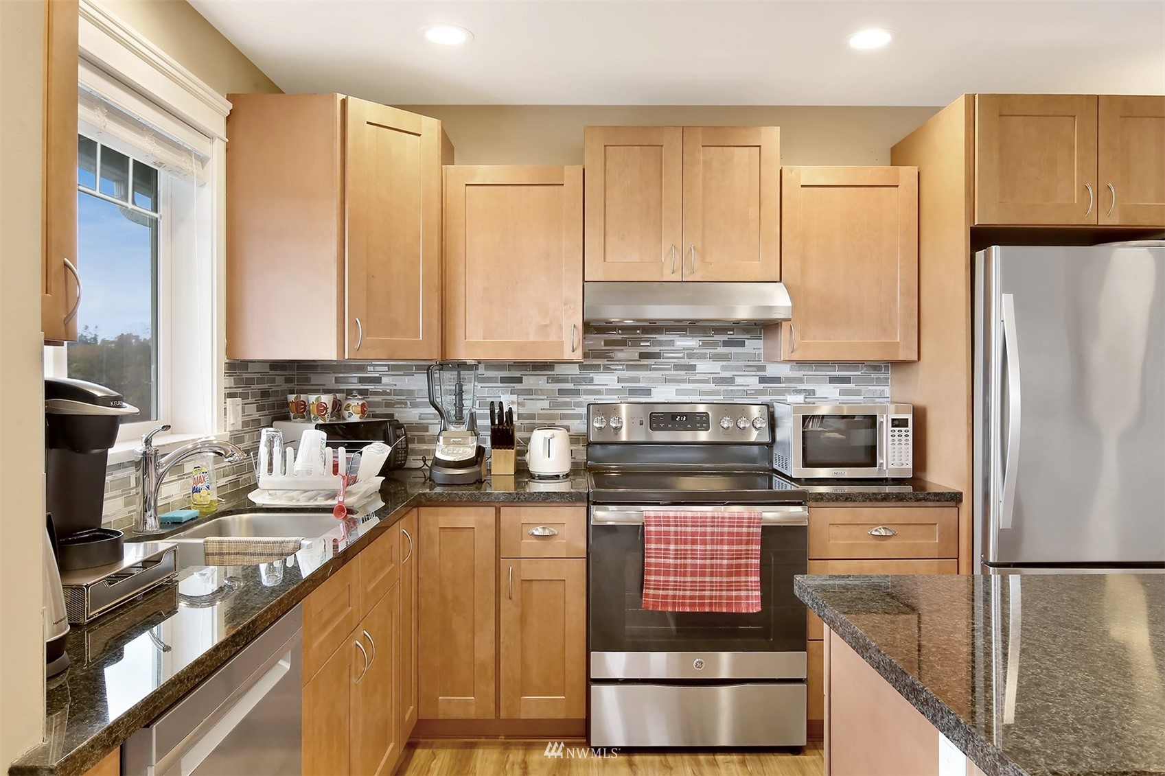 5604 Salish Road Blaine, WA 98230 - Photo 12 of 35 Gallery Image 12