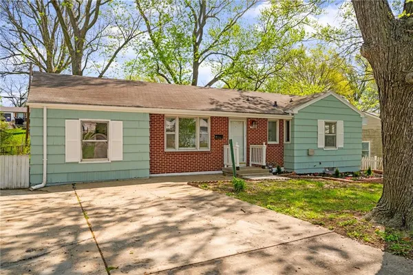 $199,900 | 3503 North McCoy Street, Independence, MO 64050