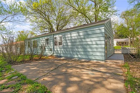 $199,900 | 3503 North McCoy Street, Independence, MO 64050