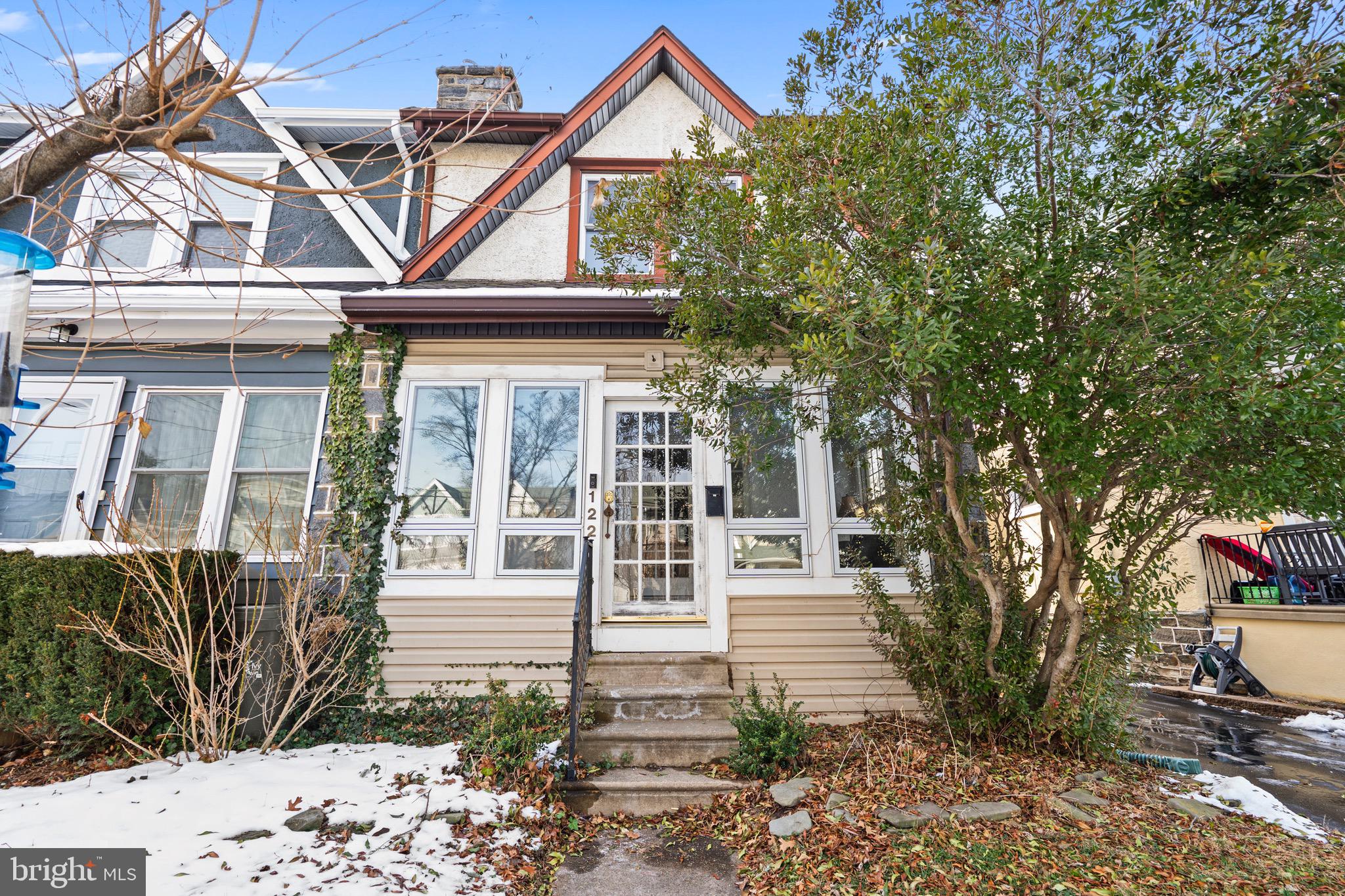 122 Wilson Avenue Havertown, PA 19083 - Photo 2 of 30 a front view of a house with garden