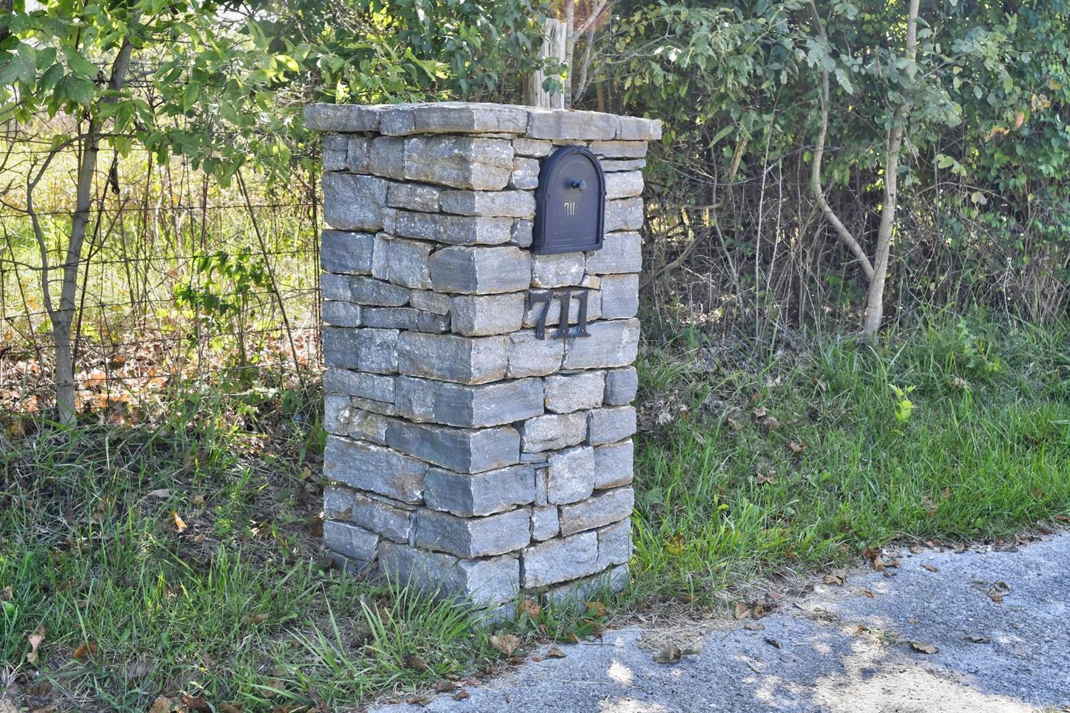 711 Collins Road Paris, KY 40361 - Photo 2 of 95 Photo 2