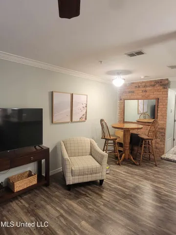 $2,200 | 1282 Beach Boulevard, Unit 114, Biloxi, MS 39530