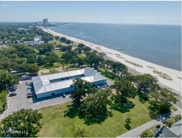 $2,000 | 1282 Beach Boulevard, Unit 114, Biloxi, MS 39530