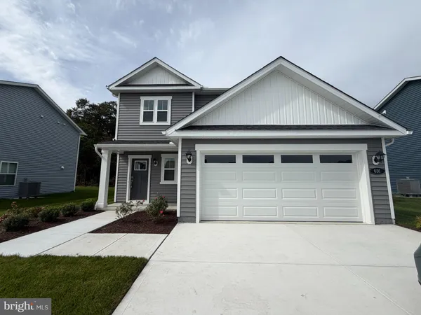 $2,500 | 691 R Wilson Loop, Rockville, MD 20850