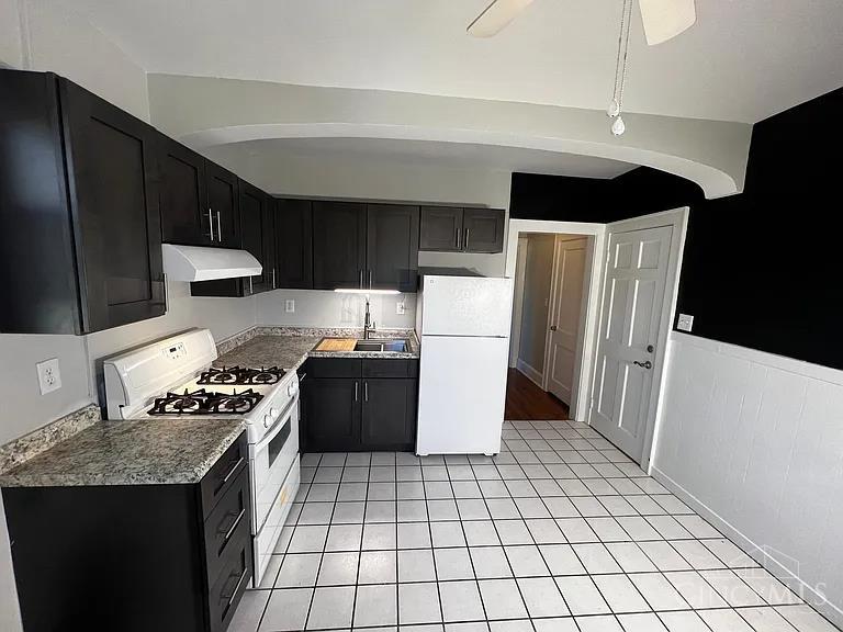5801 Ridge Avenue Cincinnati, OH 45213 - Photo 32 of 39