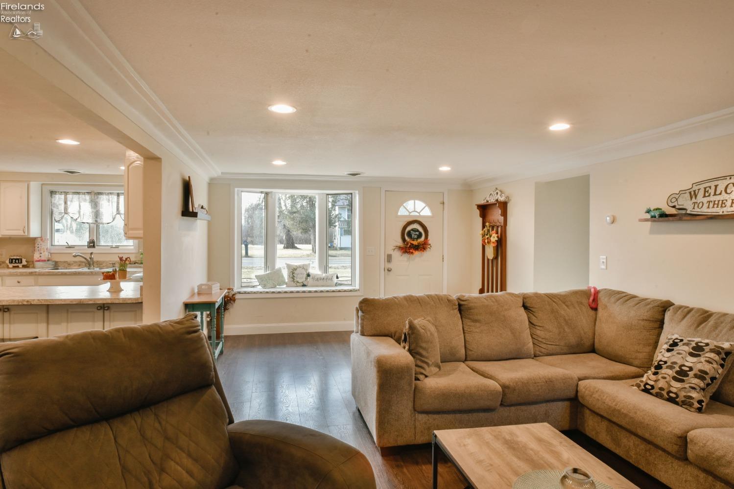3275 West Harbor Road Port Clinton, OH 43452 - Photo 22 of 39 Gallery Image 22