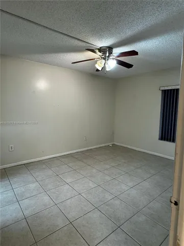 $1,950 | 8500 Southwest 133rd Avenue Road, Unit 104, Miami, FL 33183