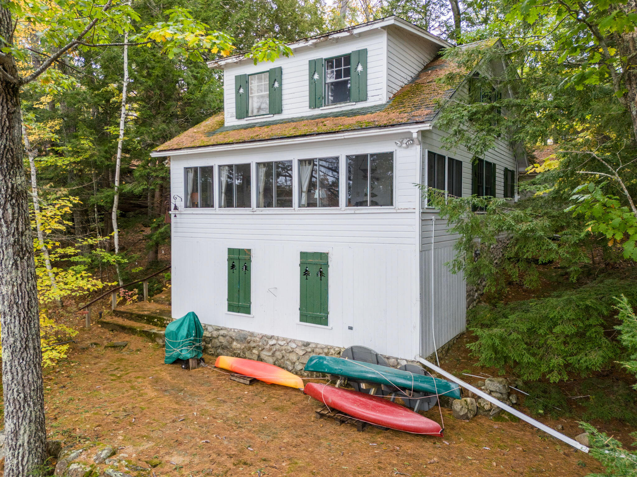 181 Sebago Haven Road Casco, ME 04015 - Photo 4 of 33 Lakeside front