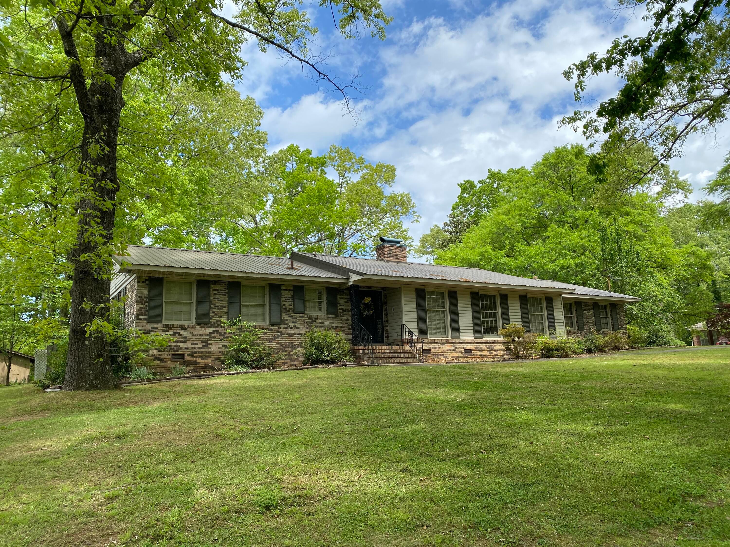 1208 South Walston Bridge Road Jasper, AL 35501 - Photo 1 of 22 Gallery Image 1