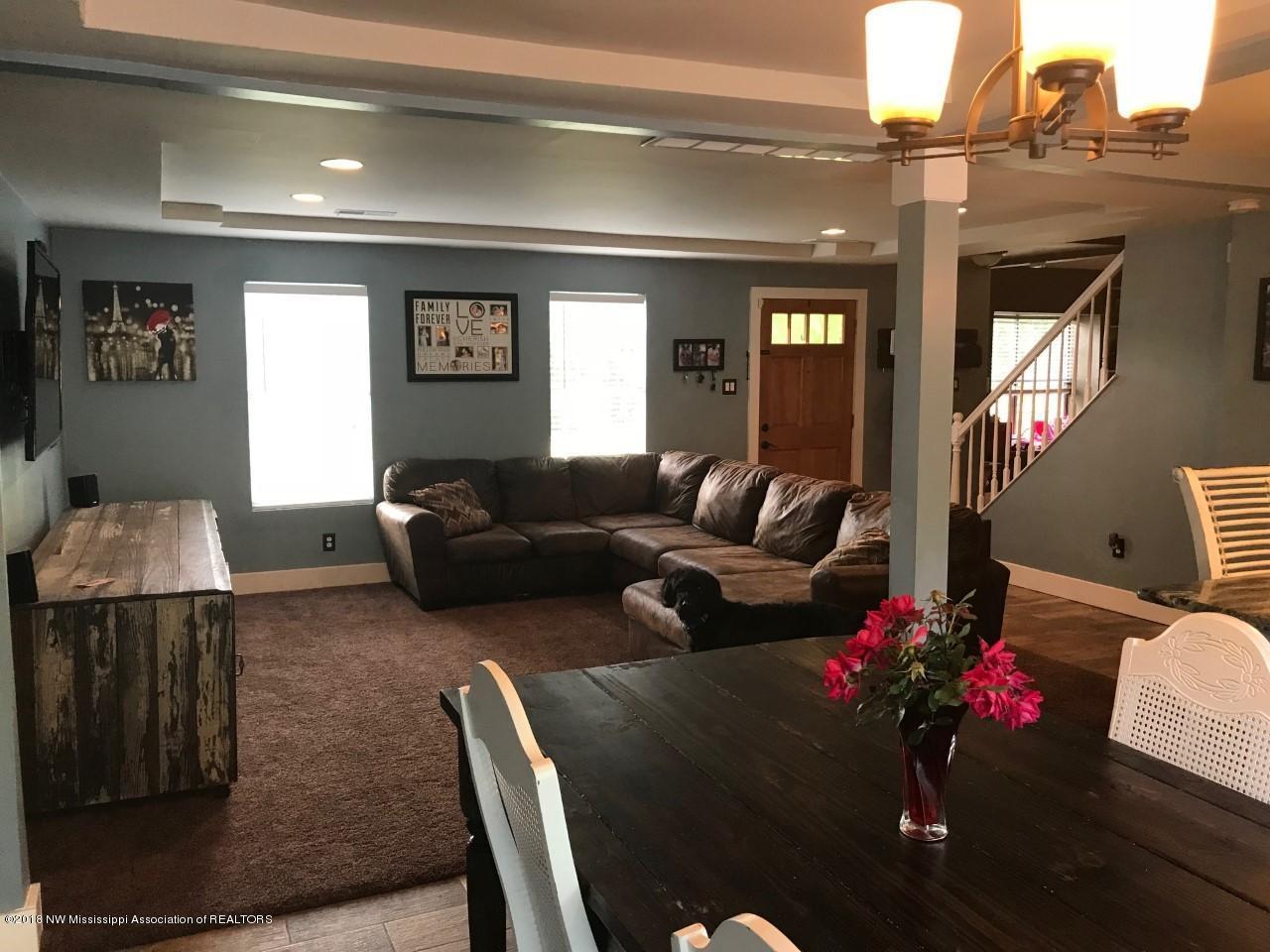 3760 Pleasant Hill Road, Unit 1 Nesbit, MS 38651 - Photo 6 of 20 3760 Pleasant Hill 18