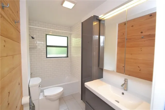 $1,900 | 1206 Marcy Street, Austin, TX 78745