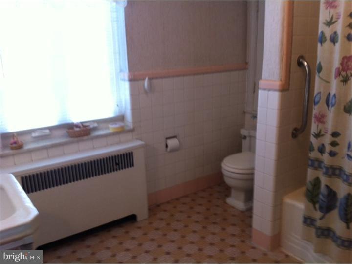 701 Arch Street Spring City, PA 19475 - Photo 16 of 23 Bathroom