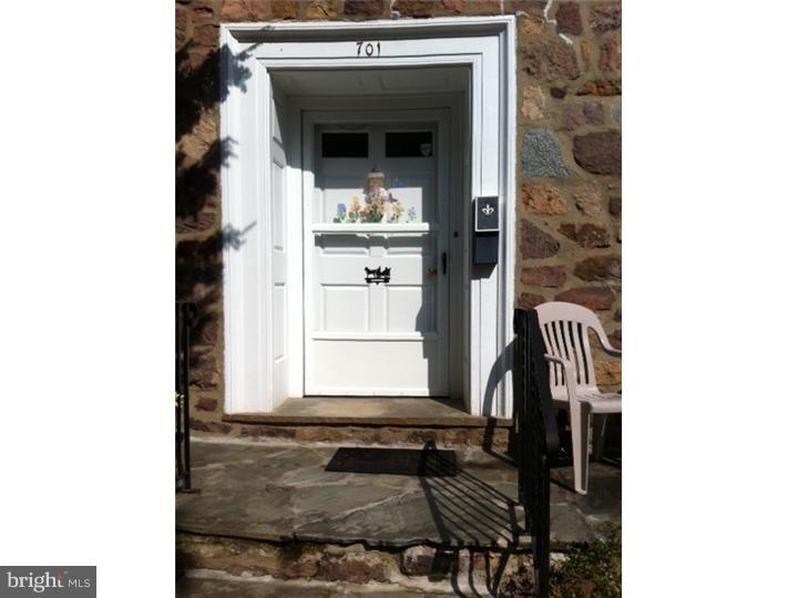 701 Arch Street Spring City, PA 19475 - Photo 4 of 23 Exterior Front
