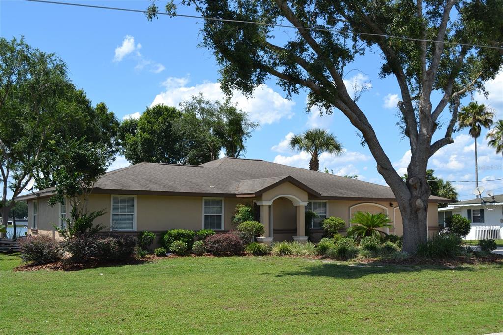 26 Southeast Ocale Way Summerfield, FL 34491 - Photo 2 of 46