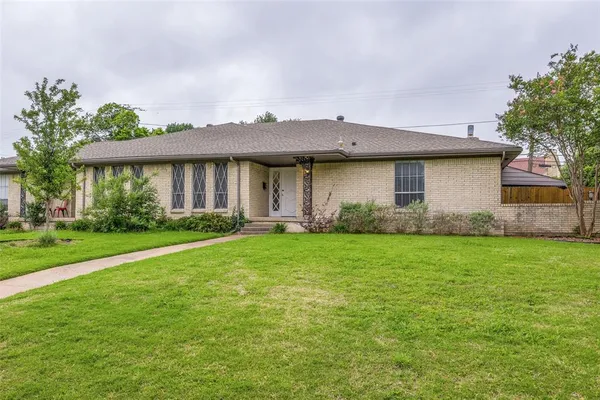 $2,200 | 2603 Forest Grove Drive, Richardson, TX 75080
