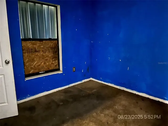 a view of empty room