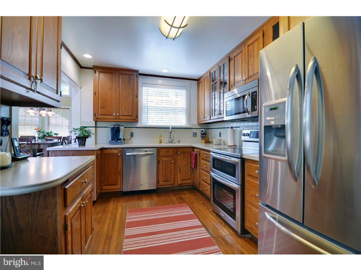 190 Walker Road Wayne, PA 19087 - Photo 11 of 25 Kitchen