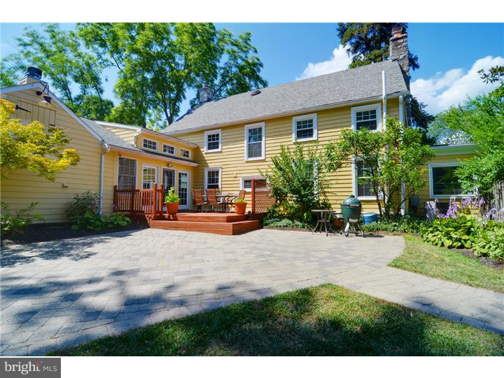 190 Walker Road Wayne, PA 19087 - Photo 3 of 25 Exterior Back