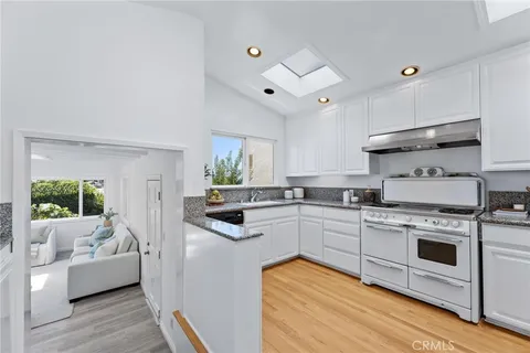$2,600,000 | 1136 8th Street, Hermosa Beach, CA 90254