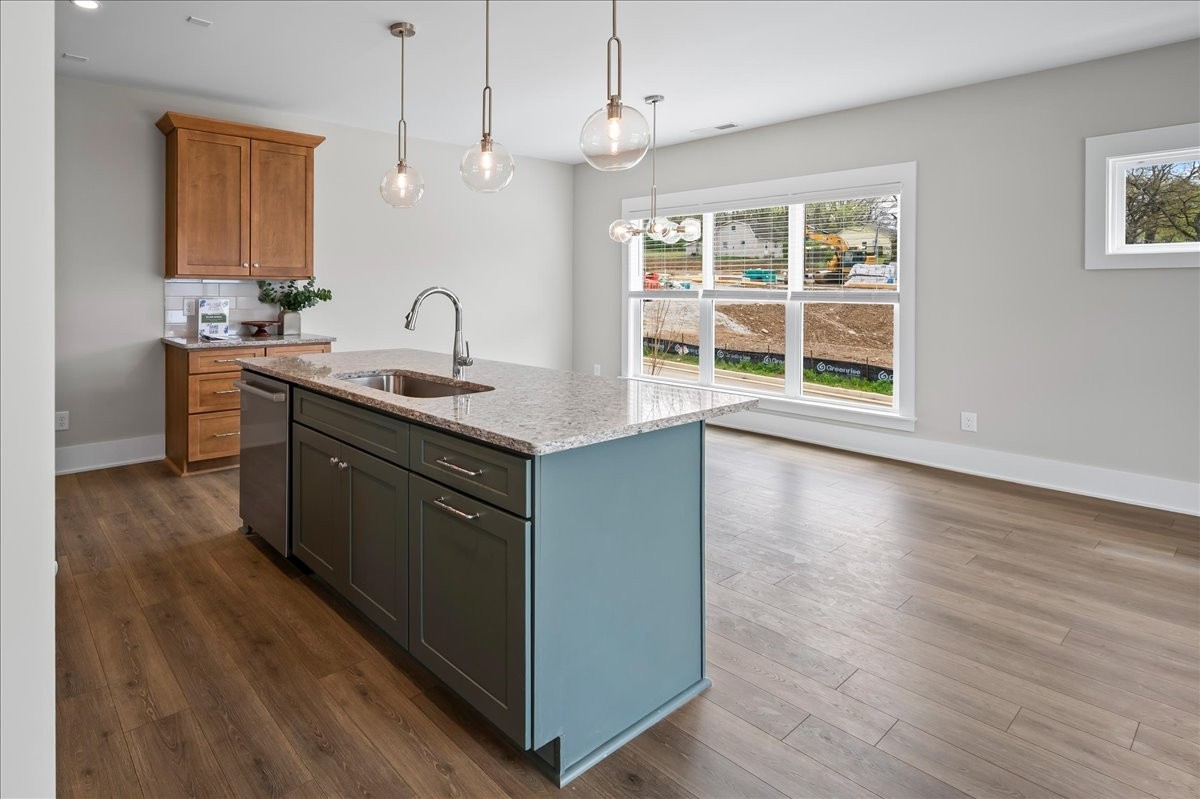 3043 A Hillside Road Nashville, TN 37207 - Photo 5 of 31