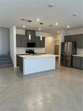 $2,900 | 1972 Majalis Place, Las Vegas, NV 89106