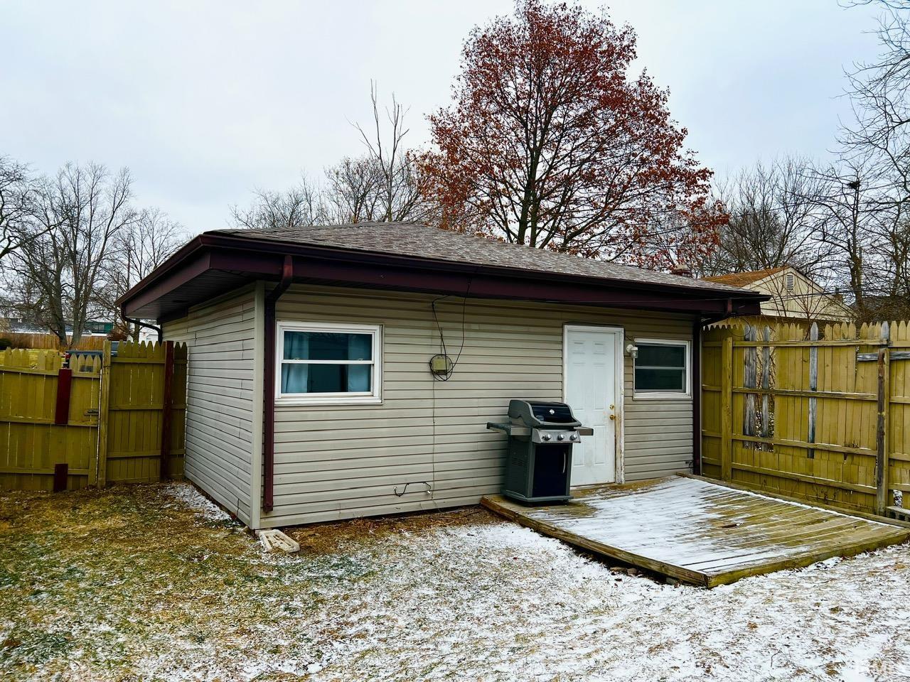 807 Elmer Avenue Fort Wayne, IN 46808 - Photo 12 of 14