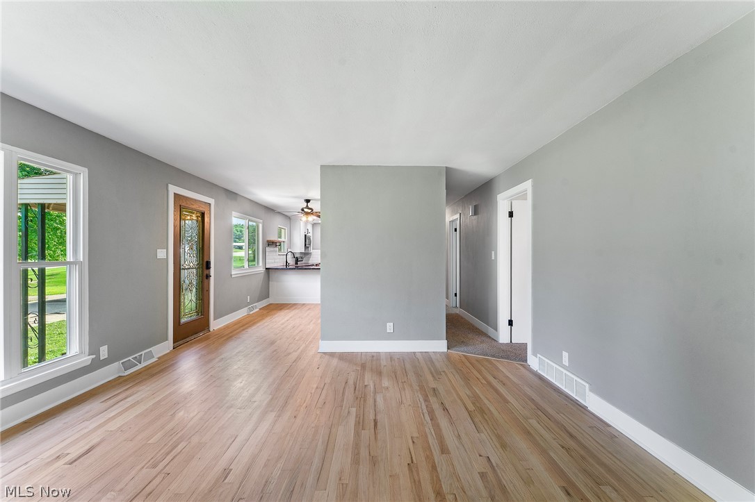 2435 Canfield Road Youngstown, OH 44511 - Photo 10 of 30 Gallery Image 10