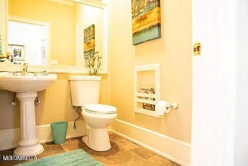 2456 Sunkist Country Club Road Biloxi, MS 39532 - Photo 14 of 20 half bath