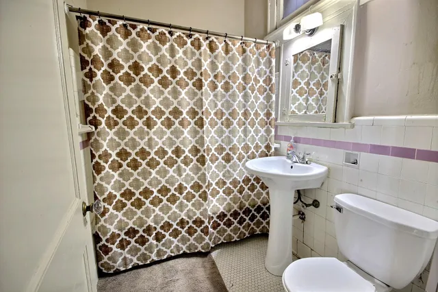 $895,000 | 334 North McLean Boulevard, Memphis, TN 38112