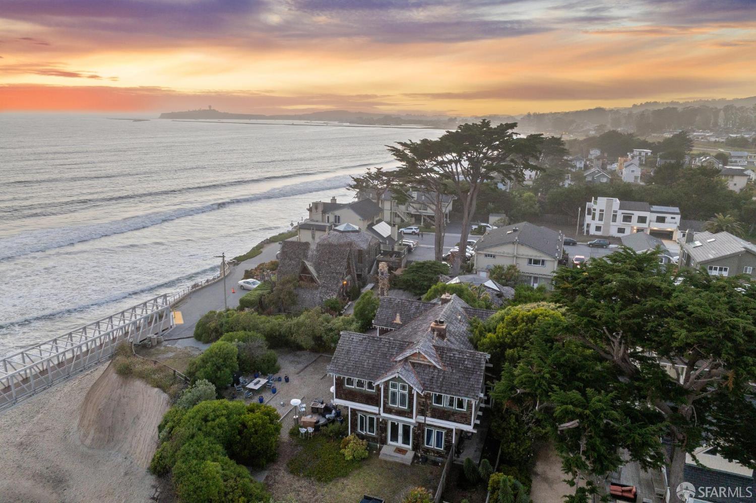 445 Mirada Road Half Moon Bay, CA 94019 - Photo 5 of 17