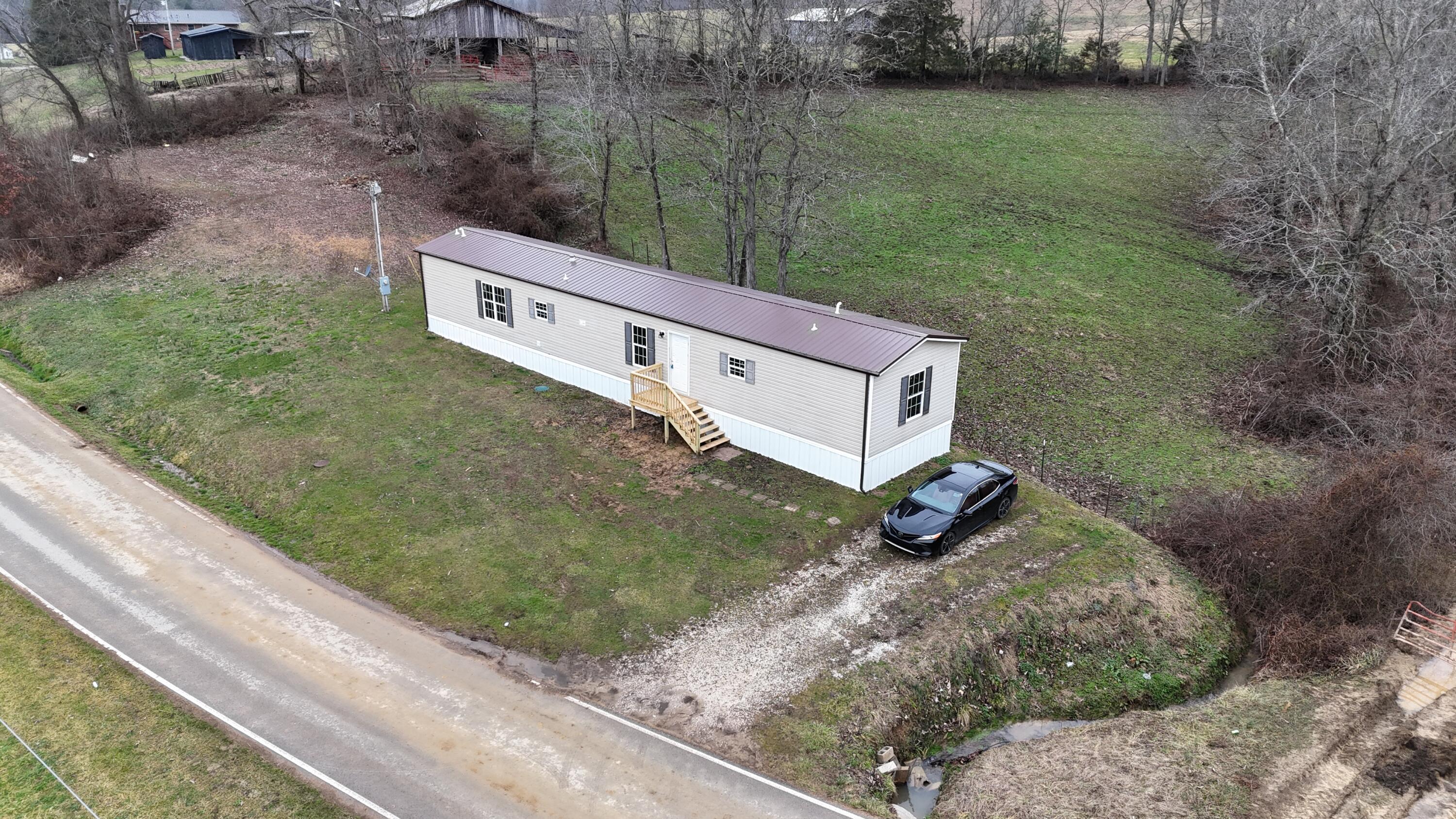 2786 Ky 2027 Road Campton, KY 41301 - Photo 18 of 20 36