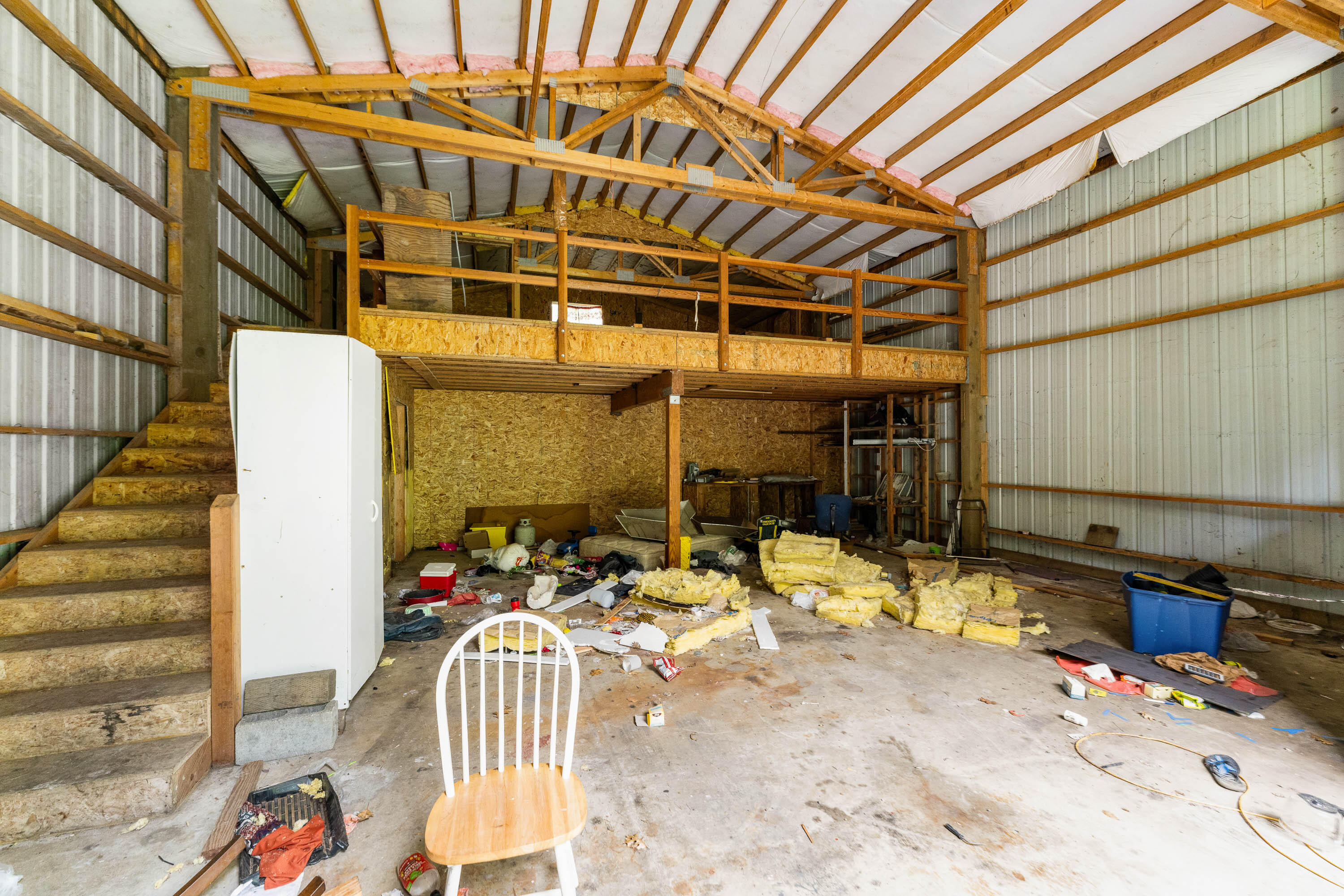 10517 Lower River Road Grants Pass, OR 97526 - Photo 8 of 26 15-INT (1 of 15)
