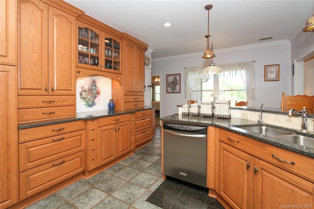 1902 Wilson Ridge Road Maiden, NC 28650 - Photo 10 of 37