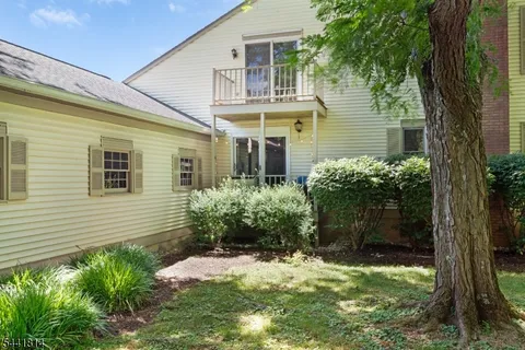 $410,000 | 23 Commonwealth Drive, Bernards, NJ 07920
