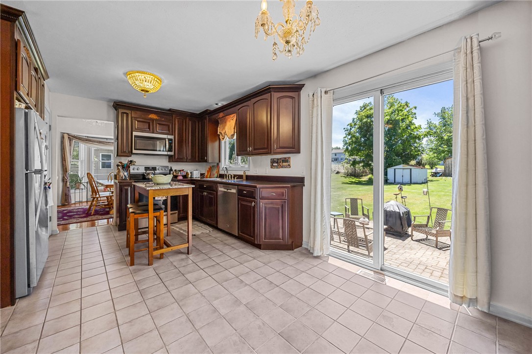 1052 Hard Rock Road Webster, NY 14580 - Photo 20 of 45