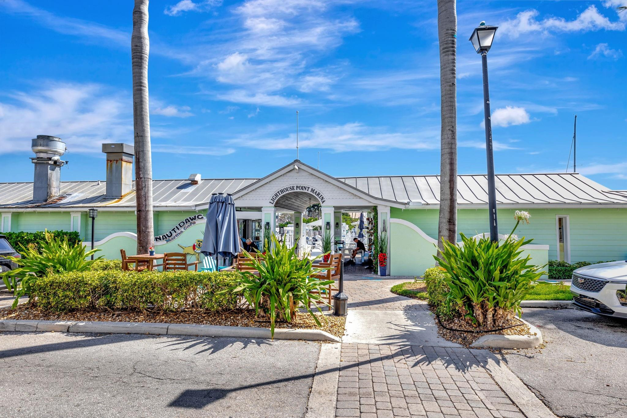 2755 Northeast 28th Avenue, Unit A3 Lighthouse Point, FL 33064 - Photo 18 of 27 Photo 18
