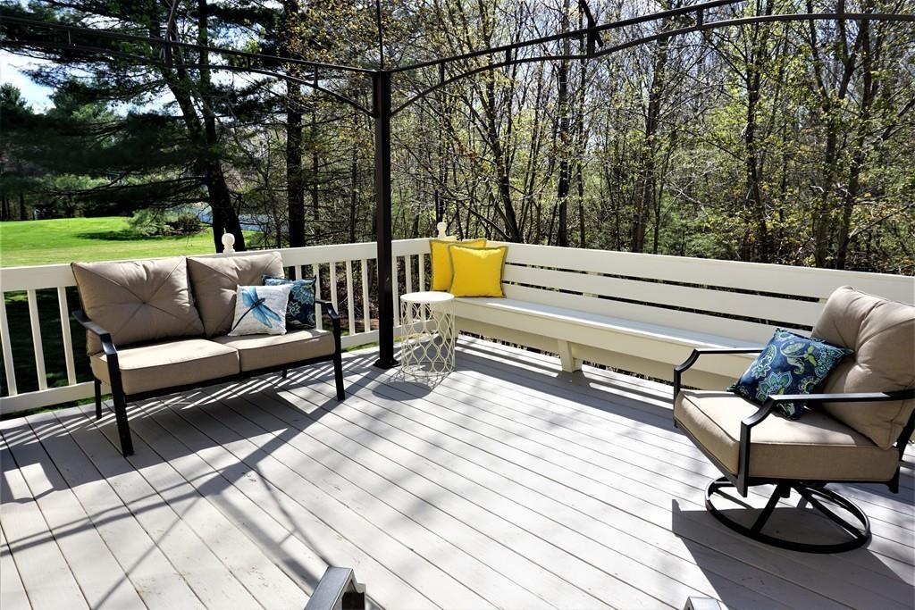 16 Bicknell Drive Mendon, MA 01756 - Photo 33 of 40