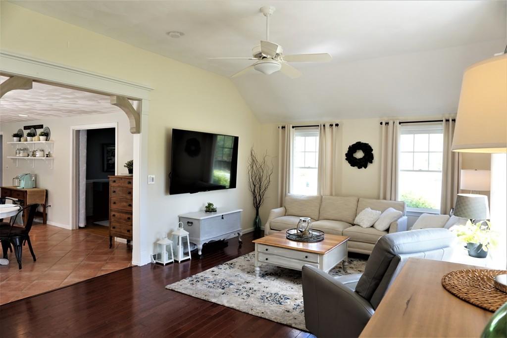 16 Bicknell Drive Mendon, MA 01756 - Photo 7 of 40