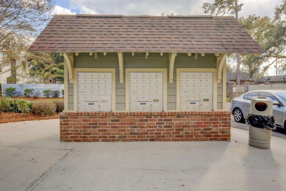 805 Andrea Lane Hanahan, SC 29410 - Photo 11 of 24 Otranto Mail Center