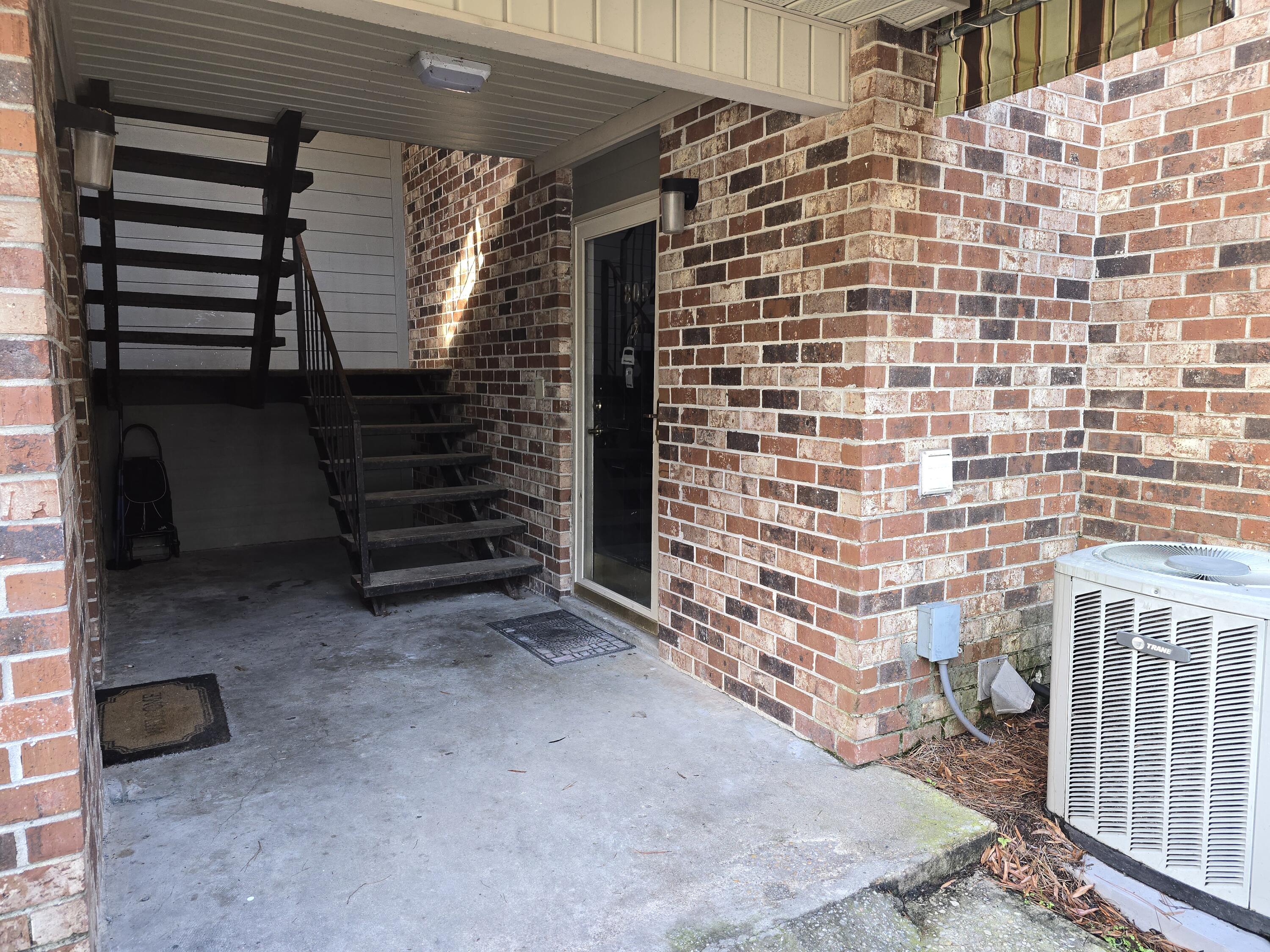 805 Andrea Lane Hanahan, SC 29410 - Photo 14 of 24 Downstairs Unit