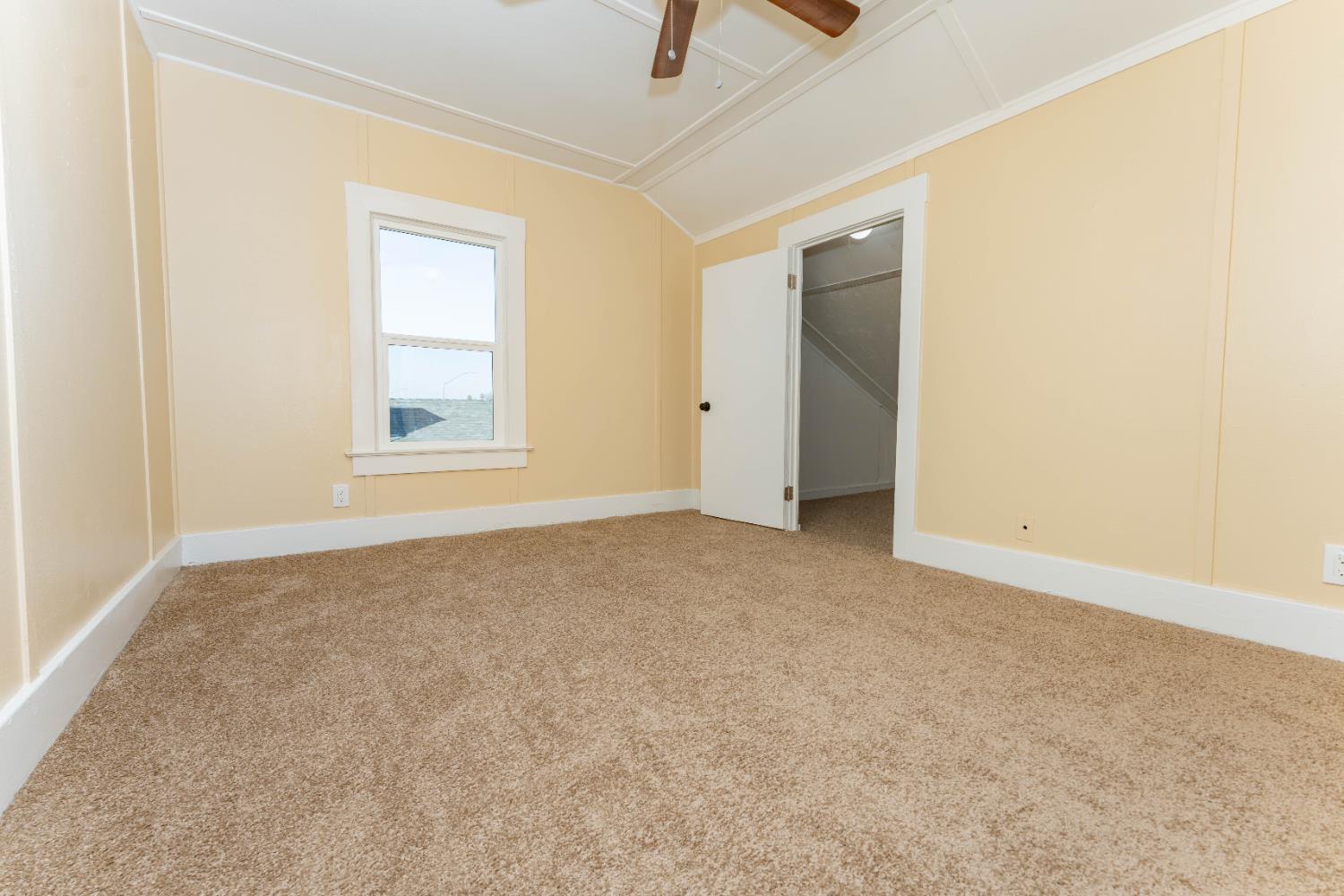 4354 East Kings Canyon Road Fresno, CA 93702 - Photo 42 of 70