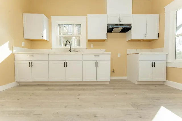 $735,000 | 4354 East Kings Canyon Road, Fresno, CA 93702