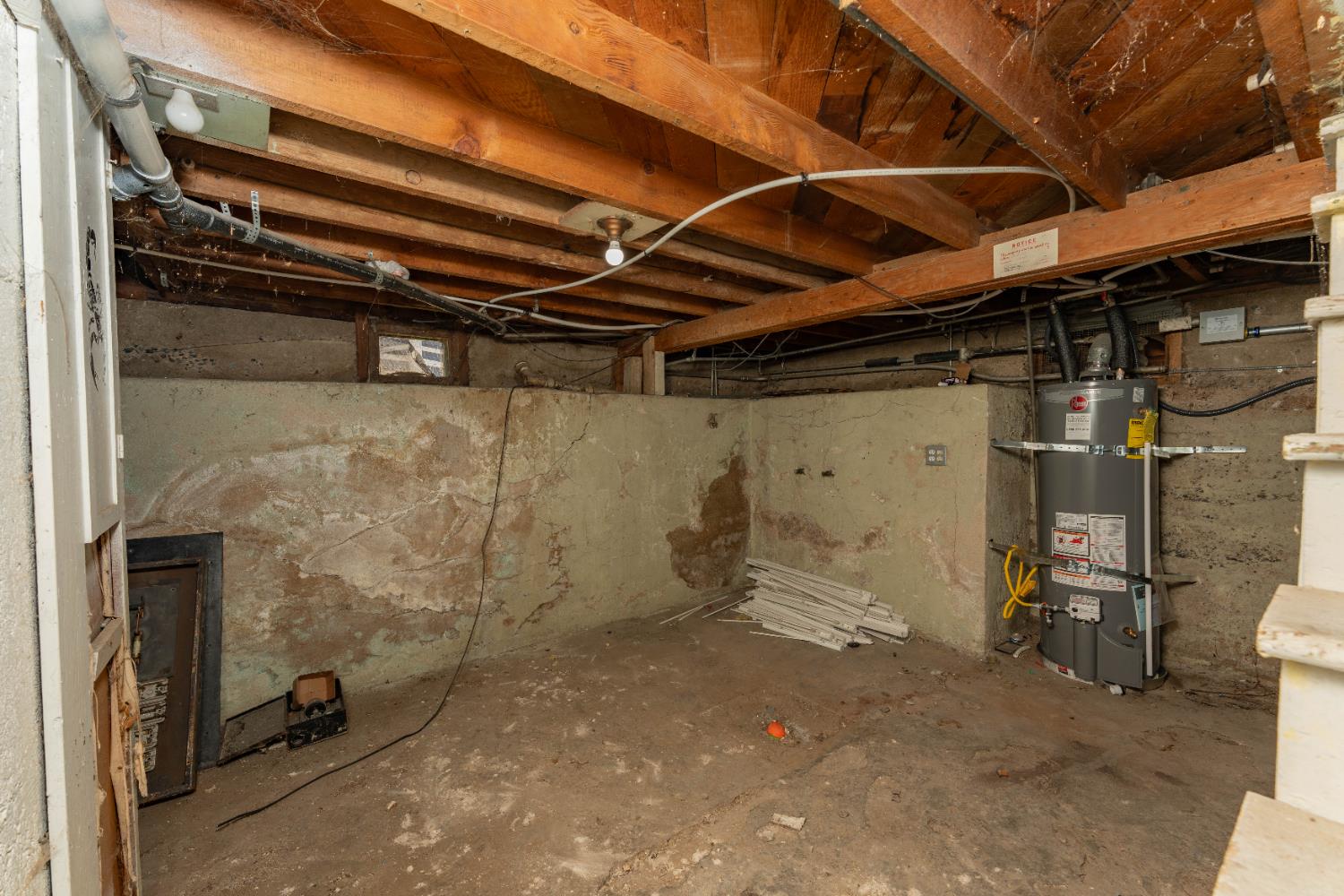4354 East Kings Canyon Road Fresno, CA 93702 - Photo 67 of 70 a view of storage and utility room