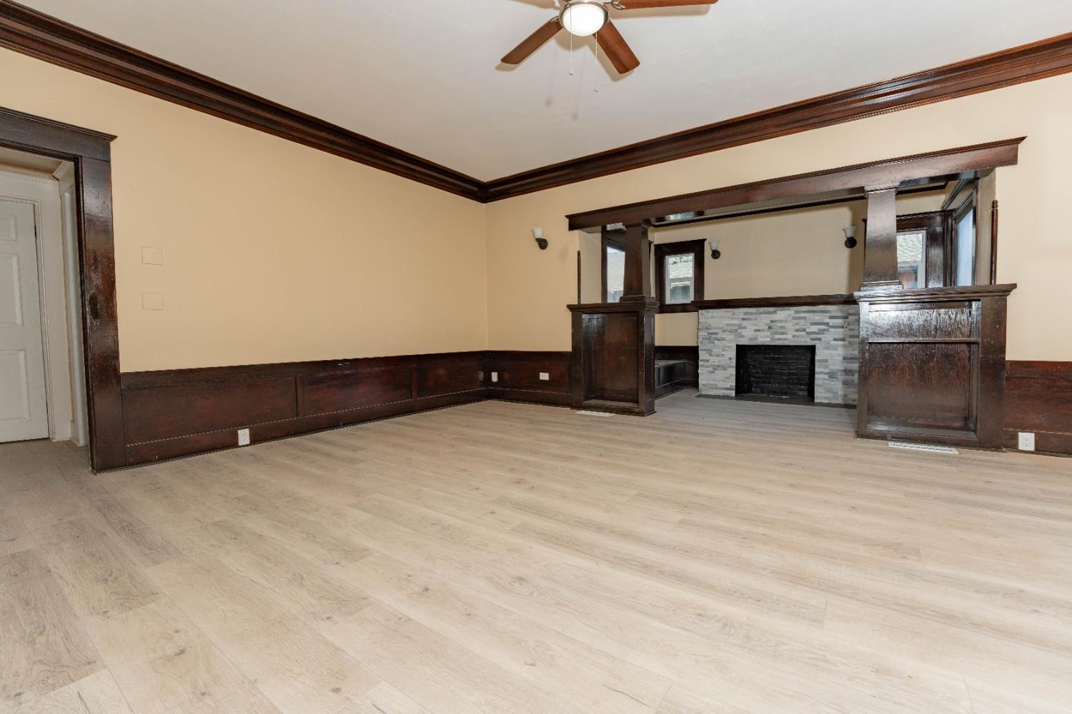 4354 East Kings Canyon Road Fresno, CA 93702 - Photo 9 of 70 a view of an empty room