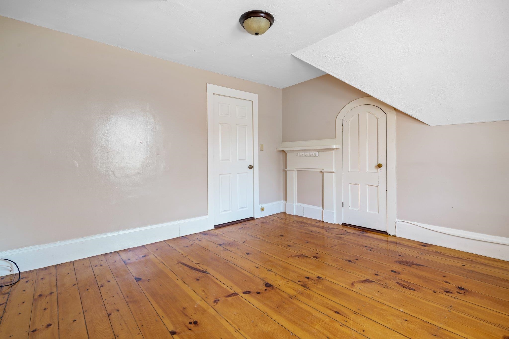 357 Main Street Nashua, NH 03060 - Photo 14 of 40