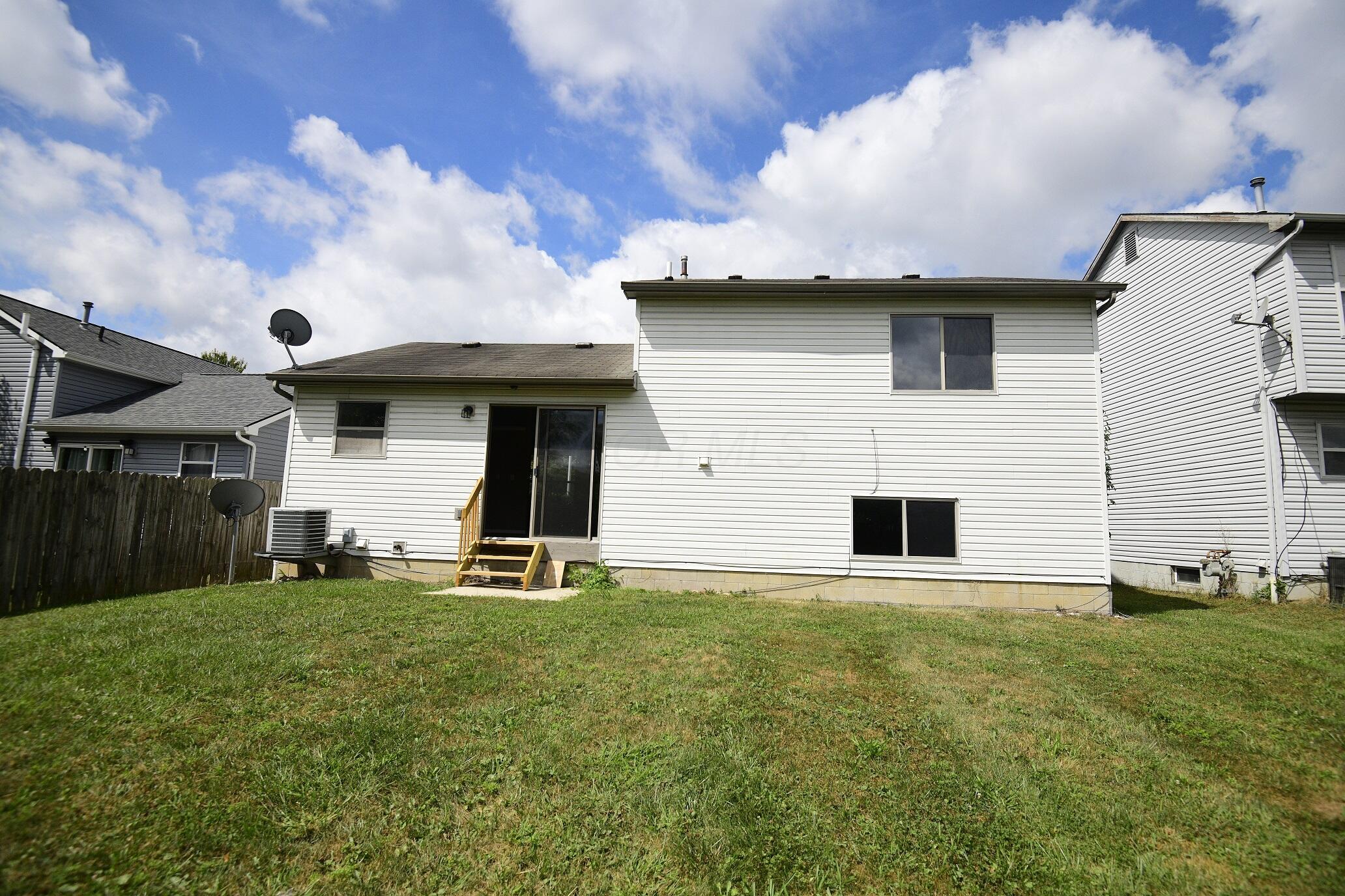 2730 Raphael Drive Columbus, OH 43232 - Photo 17 of 17 17