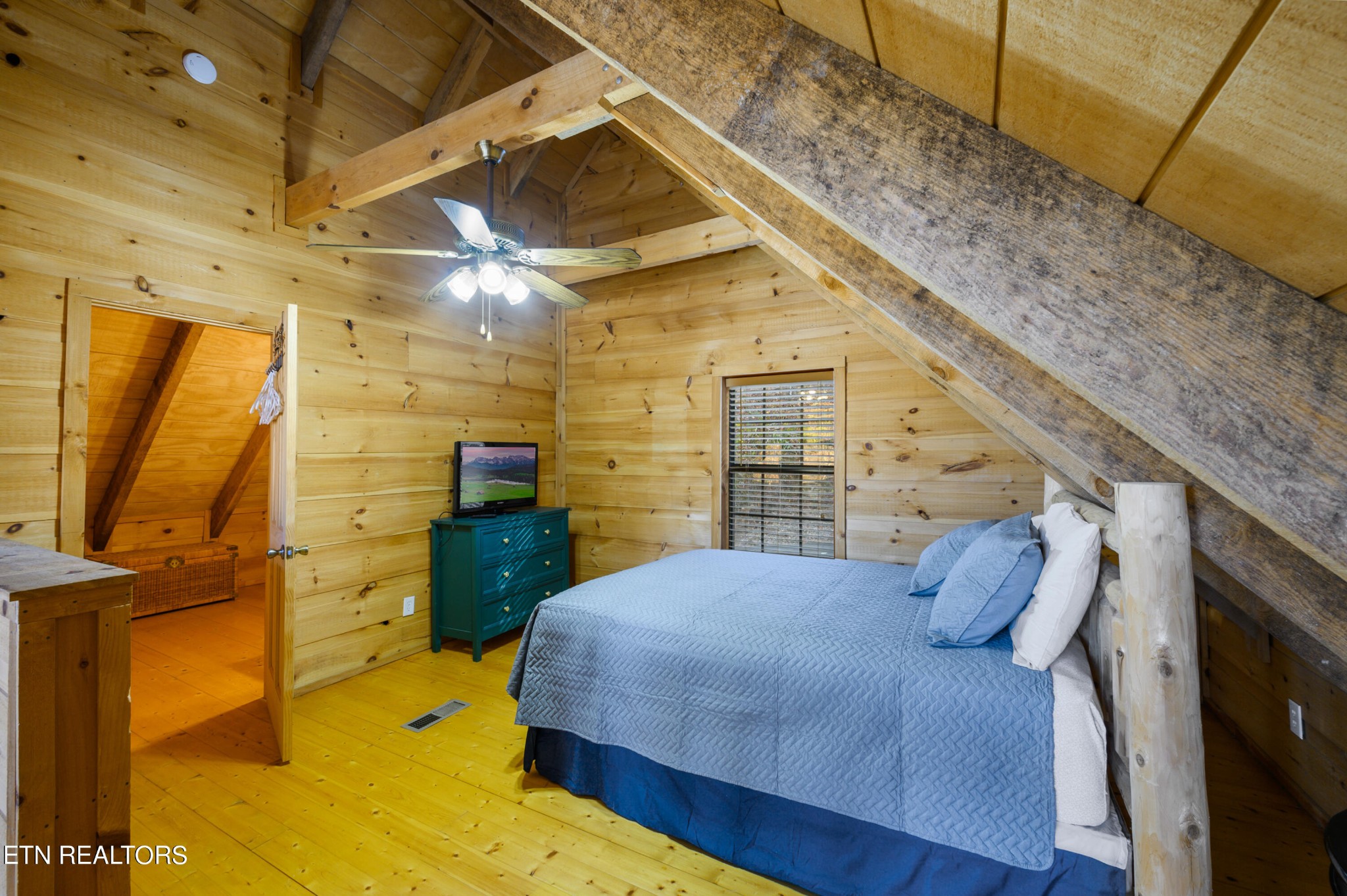 2505 Wildcat Ridge Road Sevierville, TN 37862 - Photo 7 of 48 Gallery Image 7