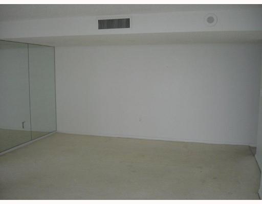 4200 North Ocean Drive Singer Island, FL 33404 - Photo 5 of 7 Additional Photo