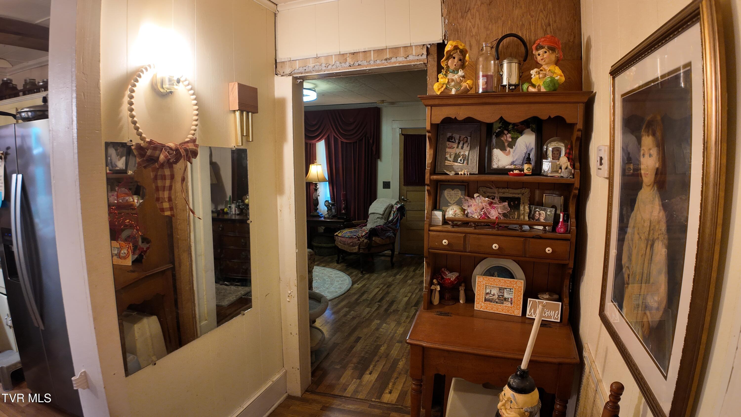 651 Broyles Avenue Erwin, TN 37650 - Photo 54 of 74 image00034
